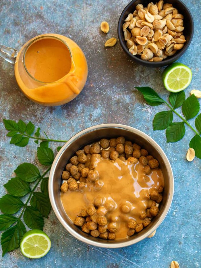 puppy peanut sauce ingredients