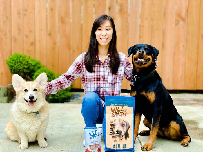 Jennifer and her dogs